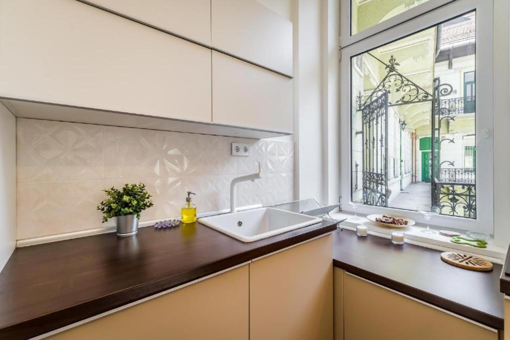 Hi-Bp Elizabeth Apartment In The Heart Of Budapest Eksteriør bilde